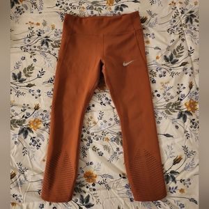 Nike leggings